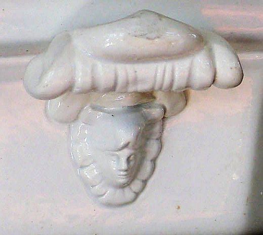 1848 Cameo Gothic - CompoteTall Pedestal handle and cameo detail