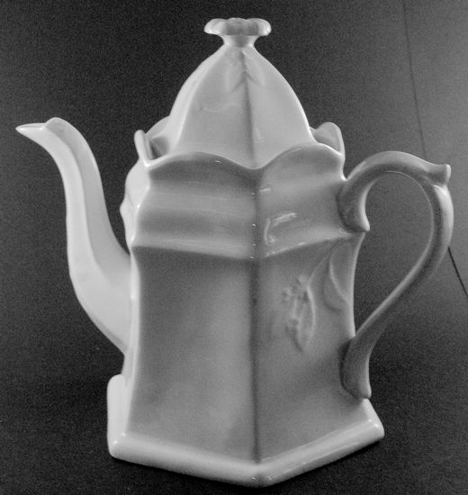 80816. Twin Leaves Hexagon - Teapot with flower finial